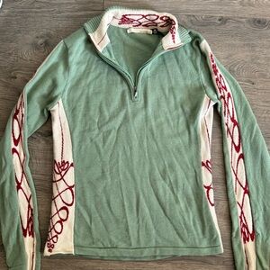 Women's smartwool 1/4 zip merino wool sweater.